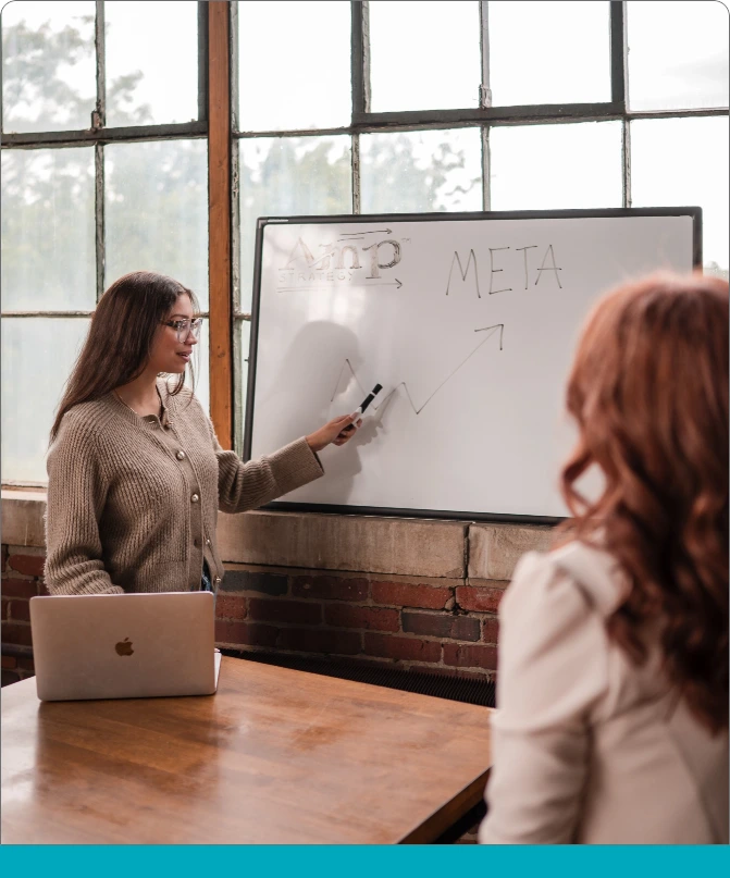 Social-Media-Strategy-Border-Hover